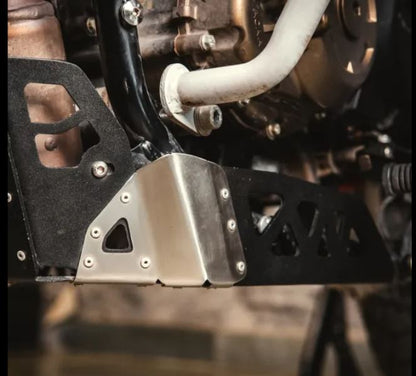 Zana-Bash Plate Aluminum Black &amp; Silver For X-Pulse 210-ZI-8605