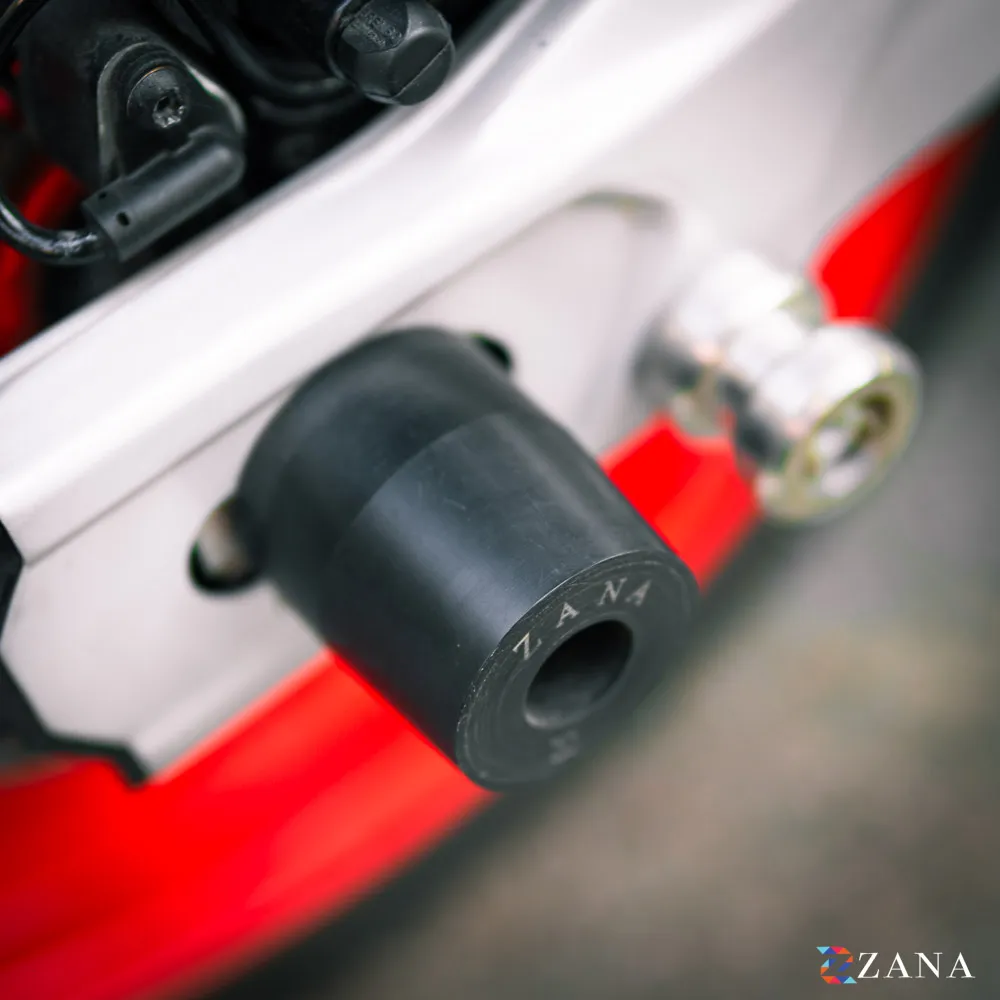 Zana Rear Axle Protector for Aprilia Tuono 457 – ZI-8642