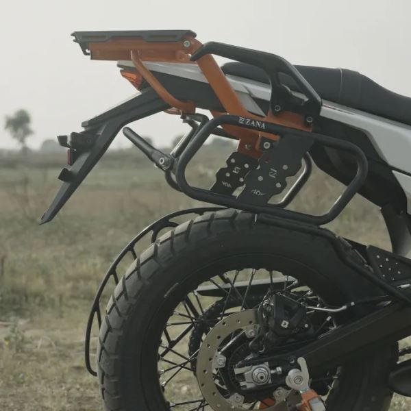Zana Saddle Stay V-1 With Jerry Can Mount Black For KTM ADV 390 2025-ZI-8562