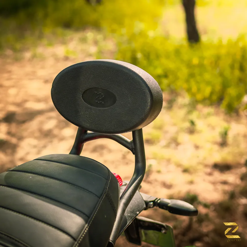Zana Z Pro Backrest Ovel Cushion For Speed Twin 900 - ZP-149