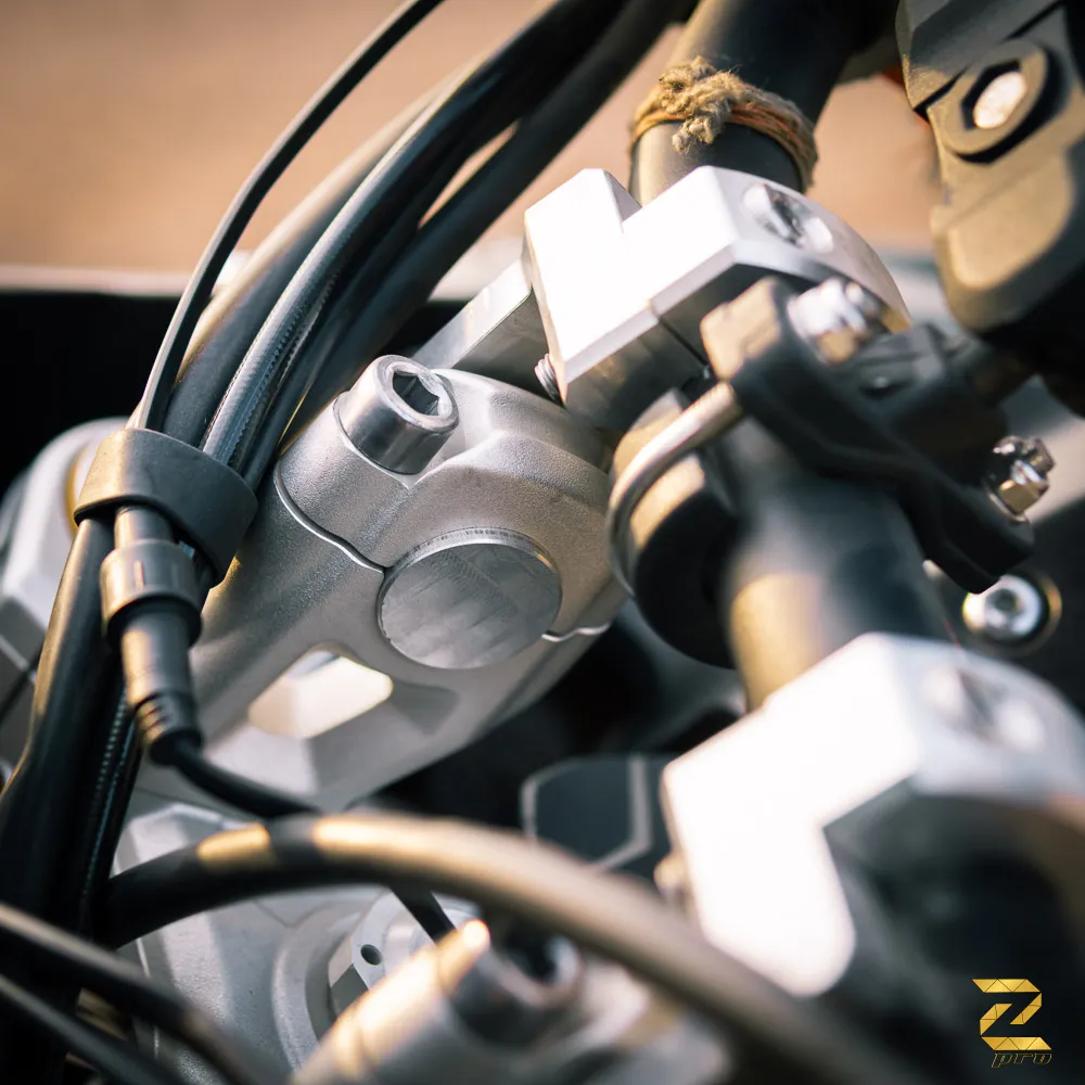 Zana Z Pro Pivoting Handlebar Risers For Triumph Tiger 850/ Tiger 900 GT / Tiger 900 Rally Pro (Silver) - ZP-109