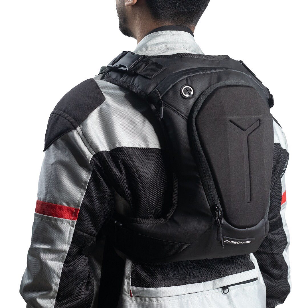 Y 07 Hydration Pack - Carbonado - Riders Junction