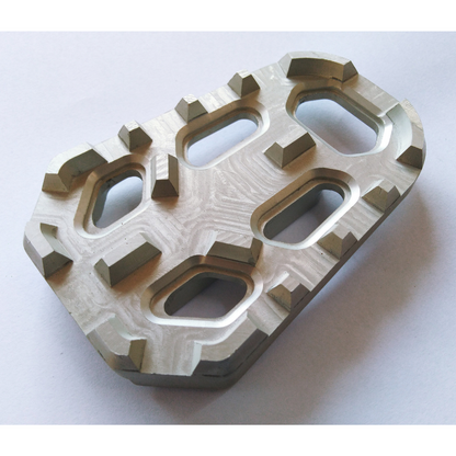 Anti Slip Foot Rest for Bajaj Dominar (Silver) - Motocaan