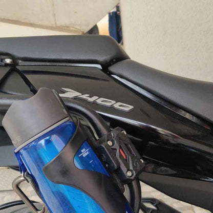 easy tag bottle holder