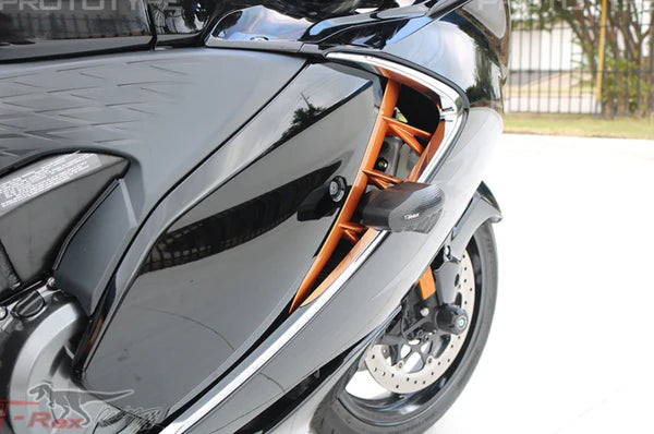 T-REX Racing Black Frame Sliders No Cut for Suzuki Hayabusa (2021-2022)