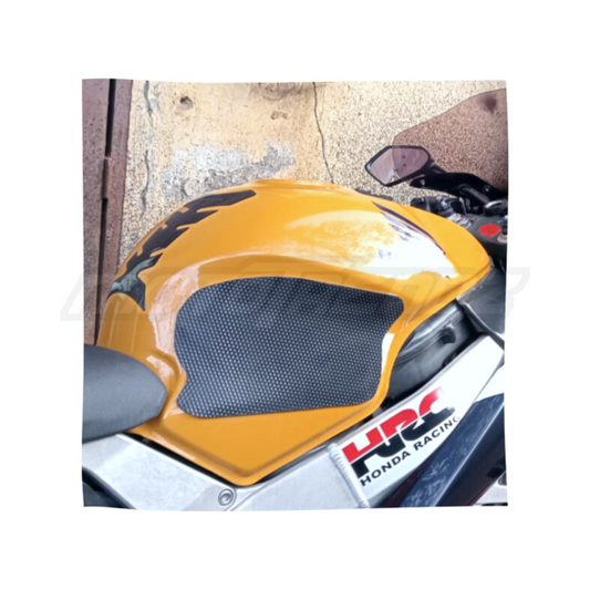 Traction Pads – Honda CBR900RR-Y/1 FireBlade (2000-2001) - TGSHN015 - Riders Junction