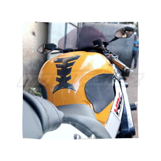 Traction Pads – Honda CBR900RR-Y/1 FireBlade (2000-2001) - TGSHN015 - Riders Junction
