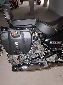 Studds Vault Box - Matt Black (7L Storage) - Riders Junction