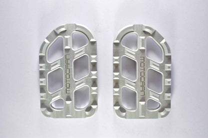 Anti Slip Foot Peg For KTM 390 Adventure- Silver - Motocaan