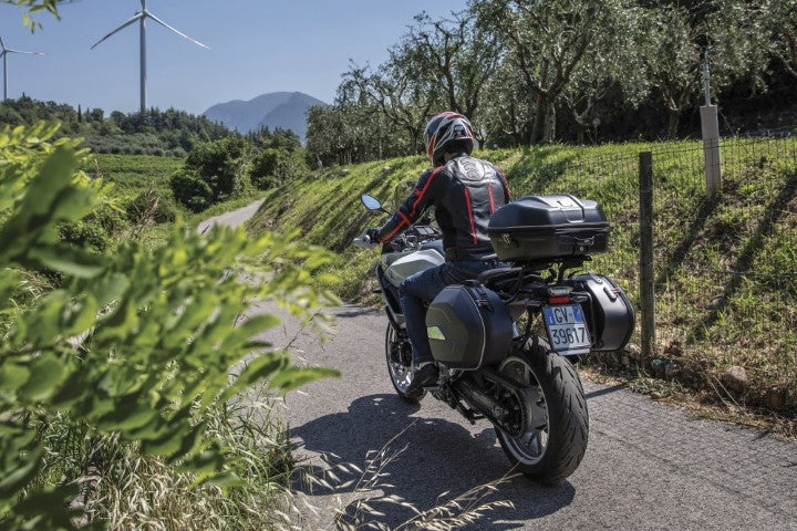 Givi-WL900 Weightless Pair of Semi-Rigid Side Bags, 25 Ltr - Riders Junction