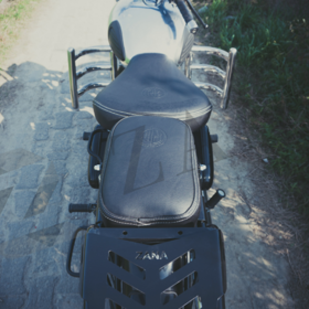 studds top box for royal enfield
