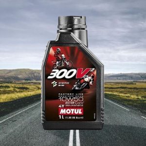 Motul 300v² Ester Core ORGANIC BASE 10W50 Fully Synthetic Engine Oil for Racing Bikes (1L)