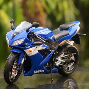 yamaha r1 diecast model