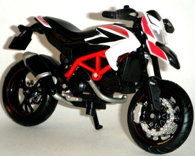 Maisto - 1/18 Scale Model Compatible with Ducati Replica Miniature Model  Super Naked V4 S at best price in New Delhi