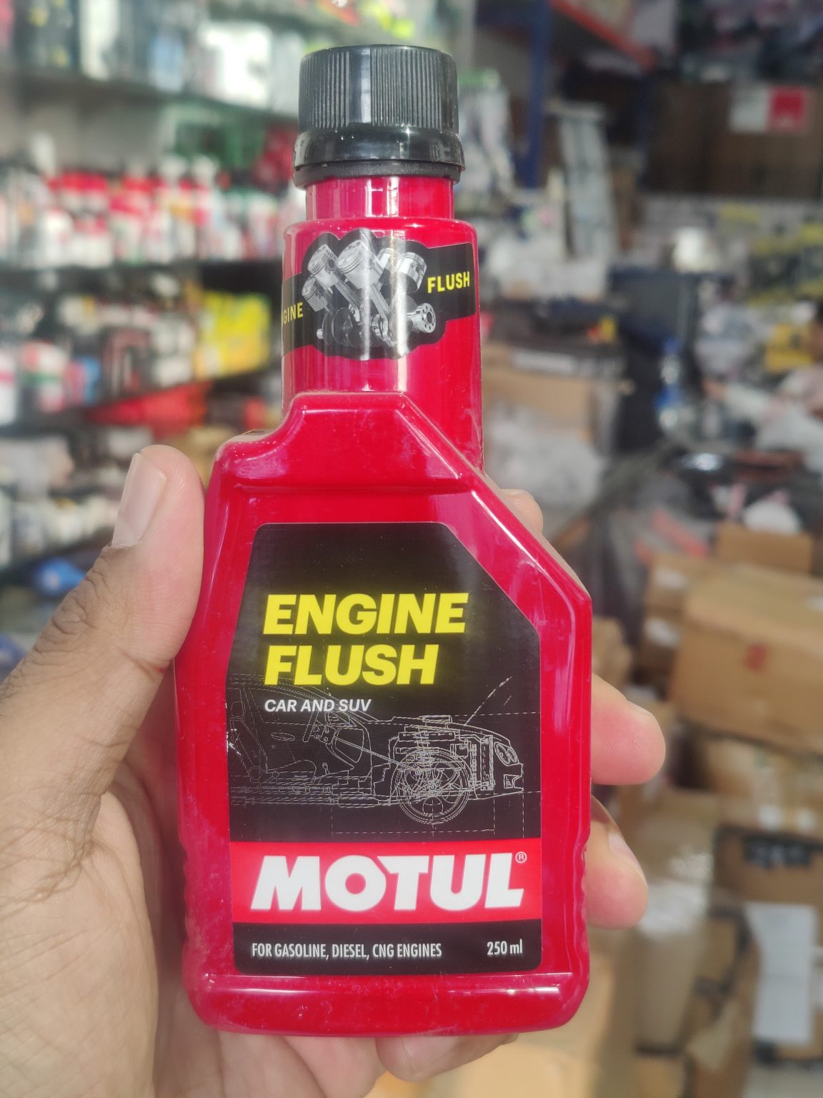 Buy Motul Engine Flush for Cars Online at Best Price from Riders Junction