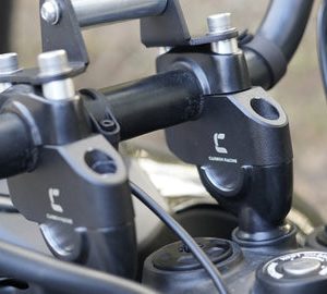 Pullback offset handle risers for Himalayan 450
